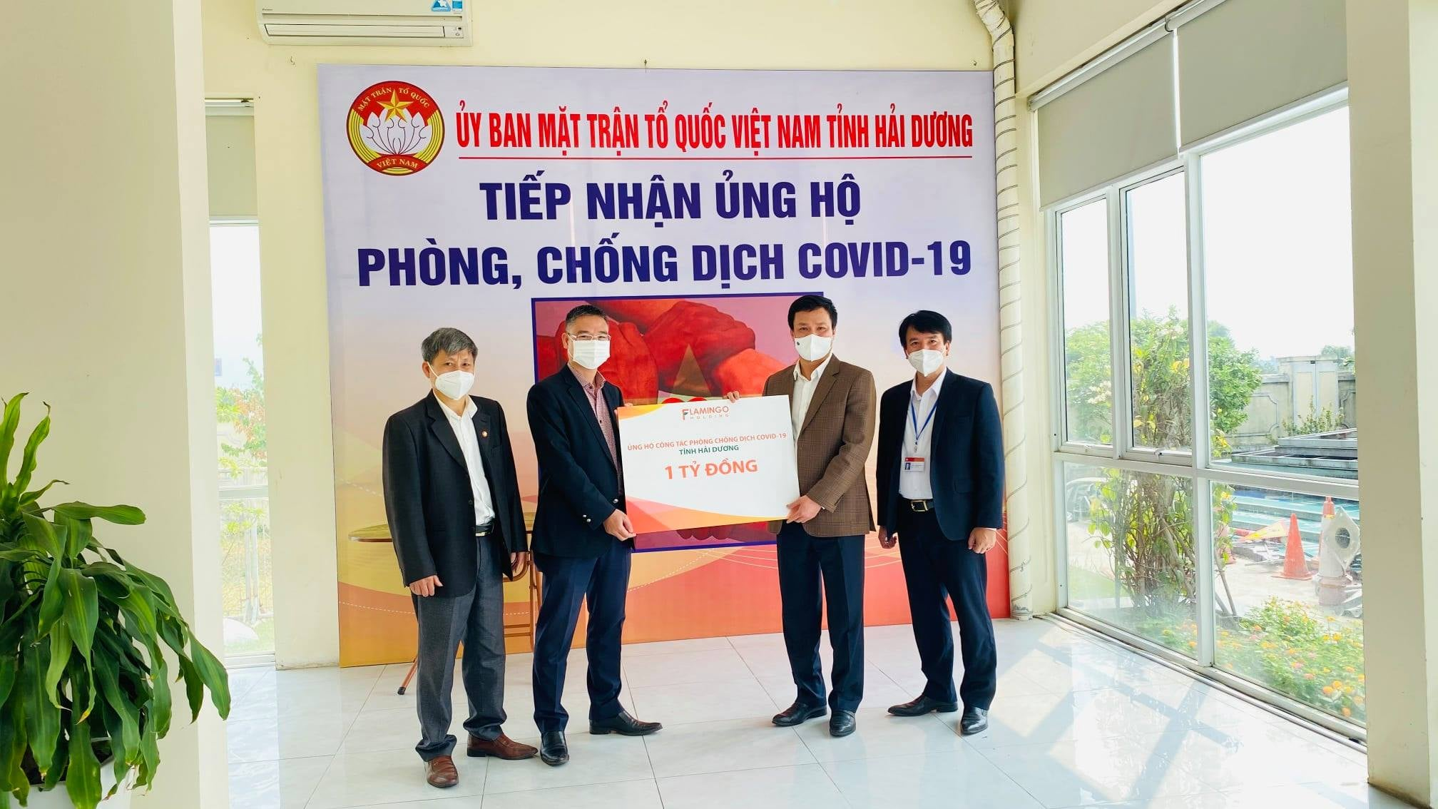 Tập đoàn Flamingo trao tặng 1 tỷ đồng hỗ trợ tỉnh Hải Dương phòng chống dịch